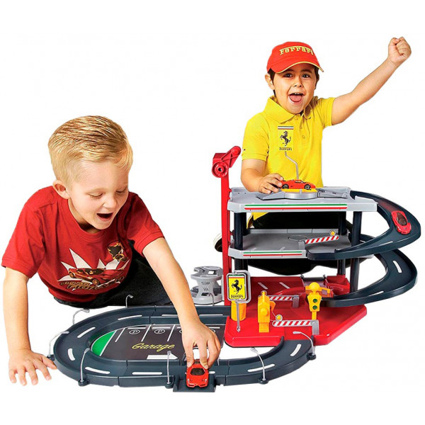 Фото - Игровой набор Bburago Гараж Ferrari (3 уровня, 2 машинки 1:43) (18-31204)