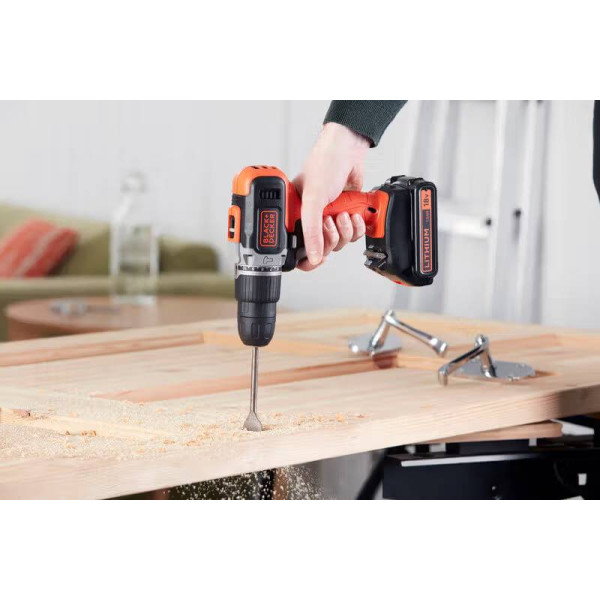 Фото - Дрель-шуруповерт Black&Decker BCD003C1