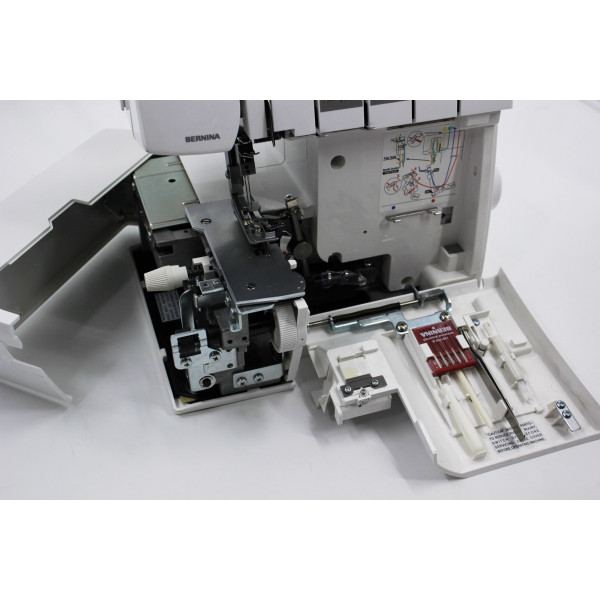 Фото - Оверлок Bernina Bernetta L 450