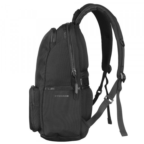Фото - Рюкзак для ноутбука Tucano Terra Gravity AGS 15.6'' Black (BKTER15-AGS-BK)