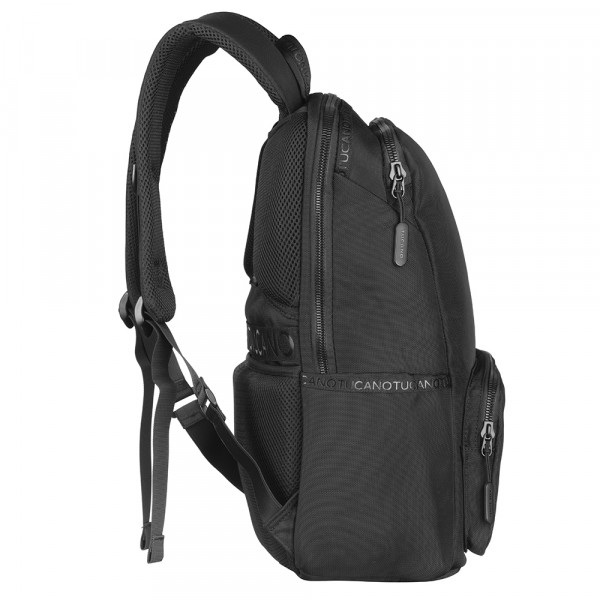 Фото - Рюкзак для ноутбука Tucano Terra Gravity AGS 15.6'' Black (BKTER15-AGS-BK)