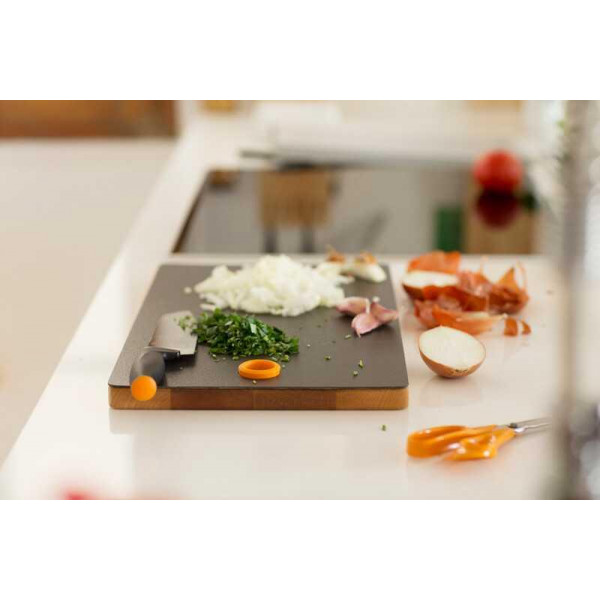 Фото - Нож поварской Fiskars Form 1014194