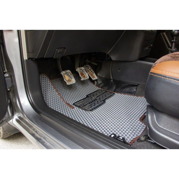 Фото - EVA коврики в салон авто EVAtech для Aveo (T250) 5-doors Restyling Chevrolet 2005-2011 1 поколение Htb EU CT33301C5SGB