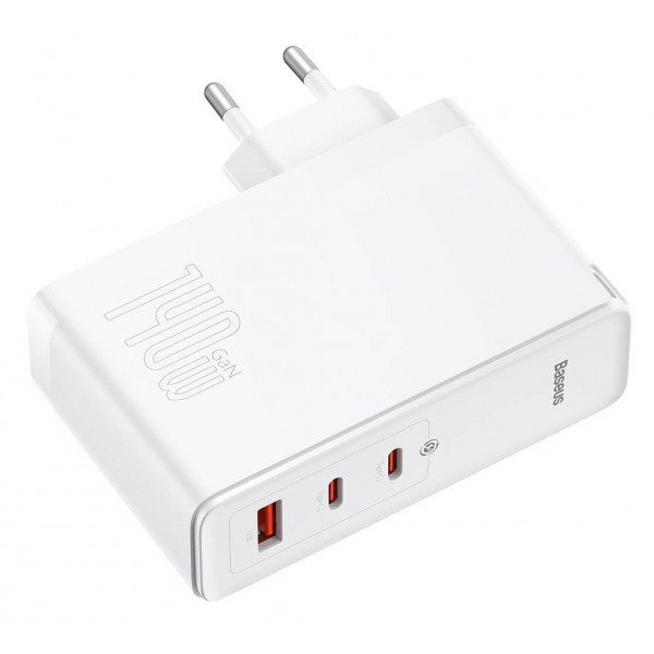 Фото - Сетевое зарядное устройство Baseus GaN5 Pro 140W 2 x Type-C + USB + Кабель Type-C - Type-C White (CCGP100202)