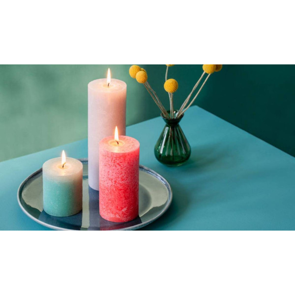 Фото - Свеча декоративная Bolsius SHINE 130/68 белая (790302)