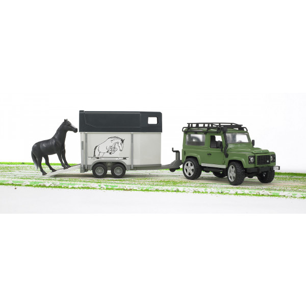 Фото - Наземная спецтехника BRUDER Машинка джип Land Rover Defender с прицепом для перевозки лошадей + лошадка, М1:16 (02592)