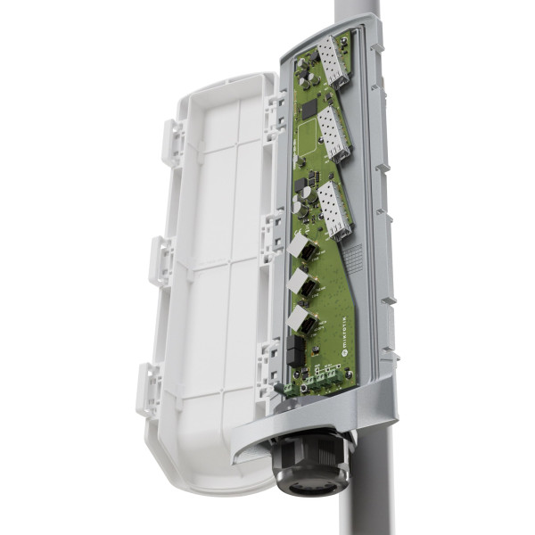 Фото - Коммутатор локальной сети (Switch) MikroTik CSS606-1G-2GI-3S+OUT