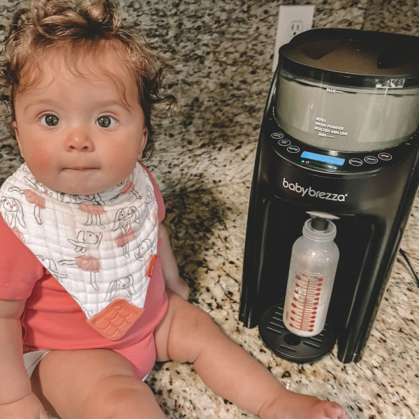 Фото - Смесь-машина Baby Brezza Formula Pro Advanced черный (FRP0131)
