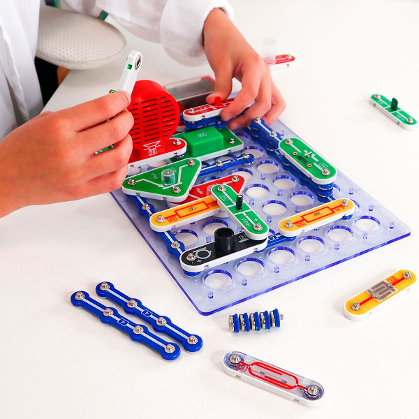 Фото - Электронный конструктор DOKA 320 СХЕМ (D70707)