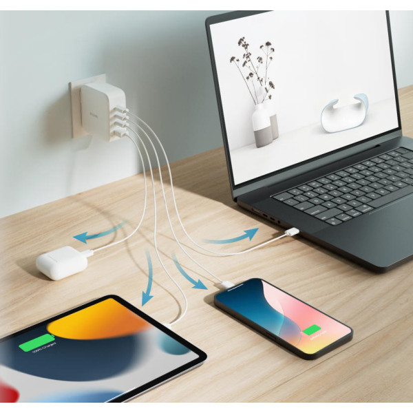Фото - Сетевое зарядное устройство D-Link 140Вт GaN 3хUSB-С 1xUSB-A White (DCF-141)