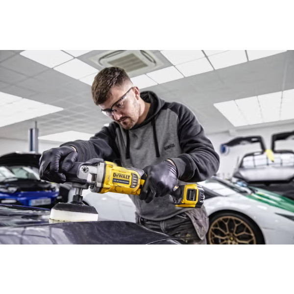 Фото - Полировальная шлифмашина DeWALT 18В XR Li-Ion (DCM849N)