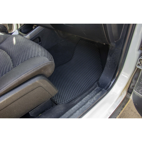 Фото - Коврики из экокожи в салон авто передние EVAtech ECO для Journey (1 clips) 5 seats Dodge 2007-2020 1 поколение SUV EU DE13389AV2LA1BBB