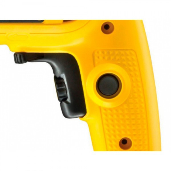 Фото - Электродрель DeWALT DWD014S