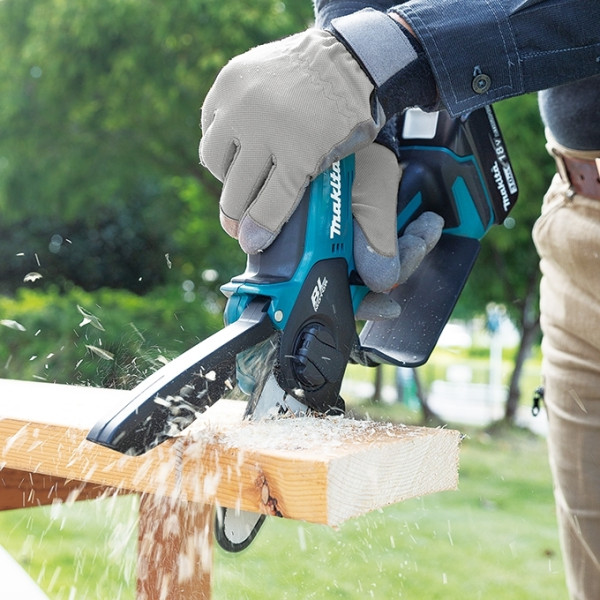 Фото - Цепная пила Makita DUC101SF