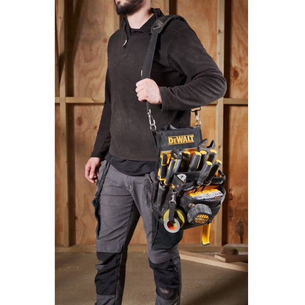 Фото - Сумка для инструментов DeWALT TSTAK 369x295x231 мм (DWST83541-1)