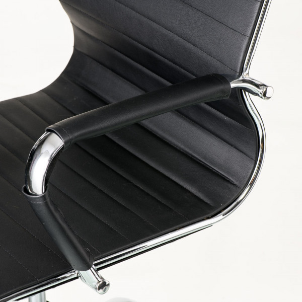 Фото - Кресло офисное Special4You Solano 6 artleather Black