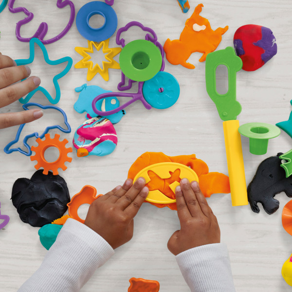 Фото - Наборы для лепки Hasbro Play-Doh Мир суши, воздуха и моря (F8788)