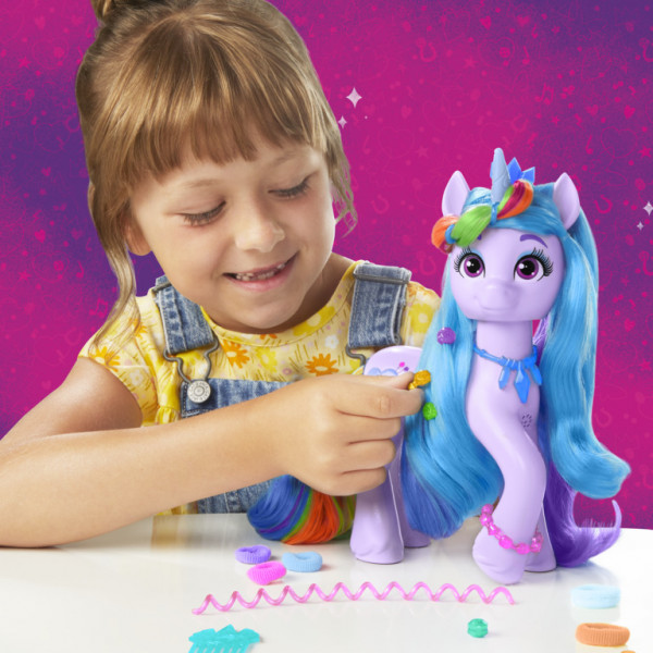 Фото - Коллекционная интерактивная фигурка My Little Pony Хрустальная магия Иззи (F8825)