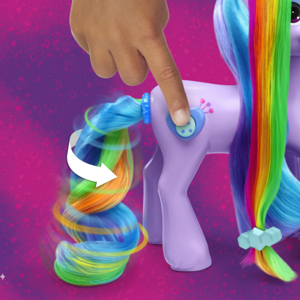 Фото - Коллекционная интерактивная фигурка My Little Pony Хрустальная магия Иззи (F8825)