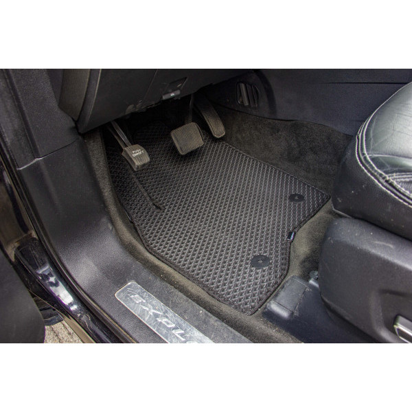 Фото - EVA коврики в салон авто передние EVAtech для Explorer Restyling 6 seats (2+2+2) Ford 2016-2019 5 поколение SUV USA FD43565A2AV3RGB