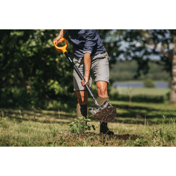 Фото - Лопата Fiskars Solid (1003455)
