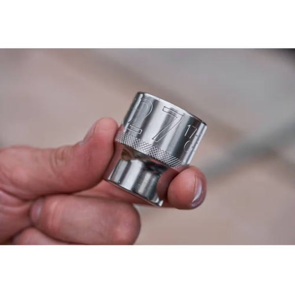 Фото - Набор торцевых головок Stanley 1/4", 1/2" 81 шт. (FMMT82826-1)