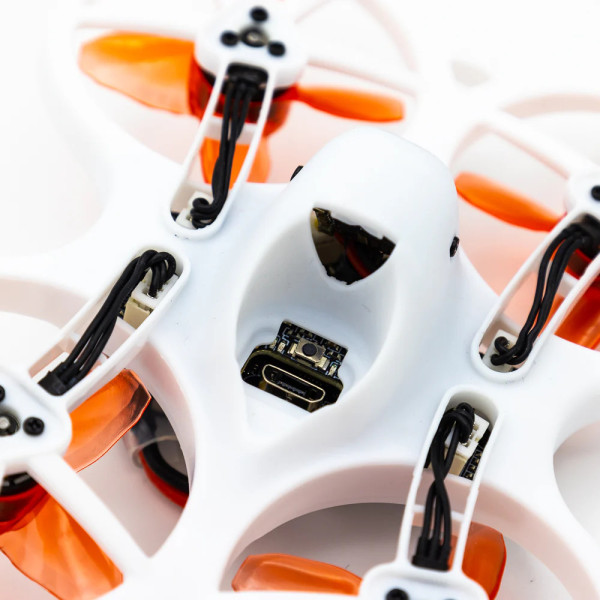 Фото - FPV дрон Emax EZ Pilot Pro RTF Kit с дополнительными 6 АКБ