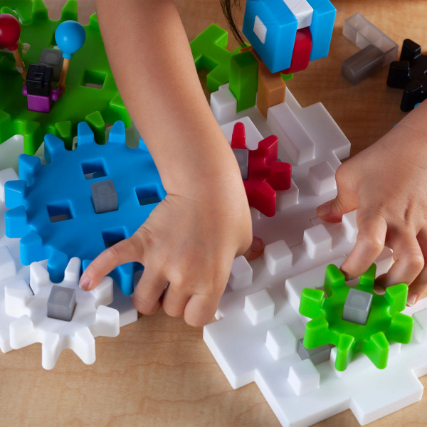 Фото - Пластиковый конструктор Guidecraft IO Blocks Tabletop System с дополненной 3d реальностью, 118 деталей (G9640)