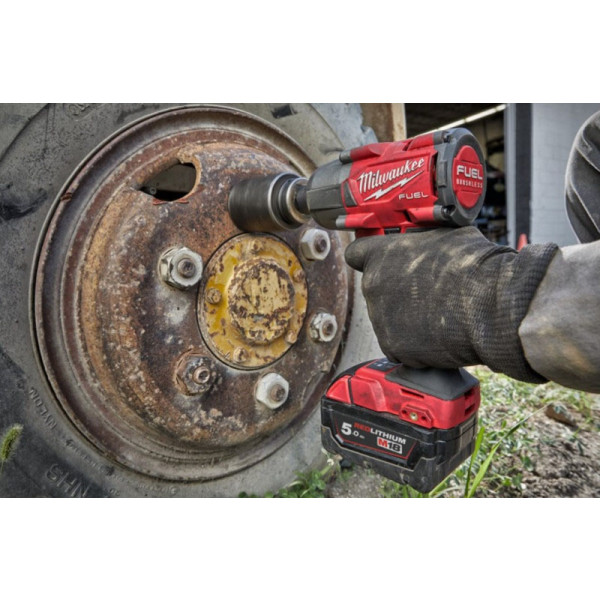 Фото - Гайковерт аккумуляторный Milwaukee M18 FMTIW2F12-502X (4933478450)