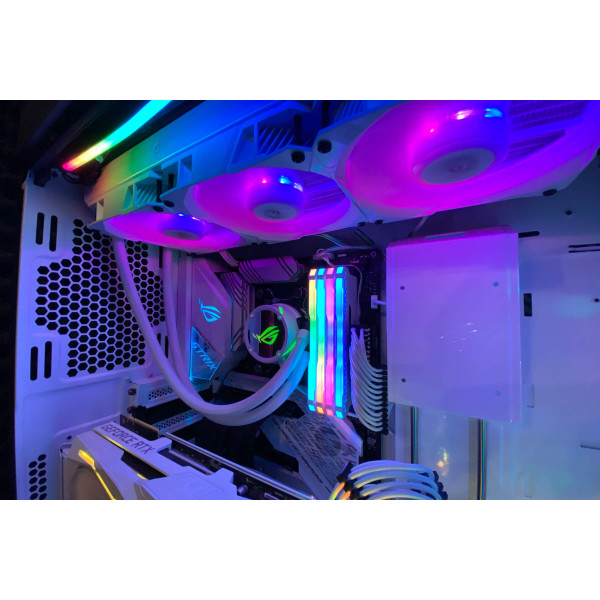 Фото - Водяная система охлаждения Asus ROG Strix LC 240 RGB (90RC0062-M0UAY0)