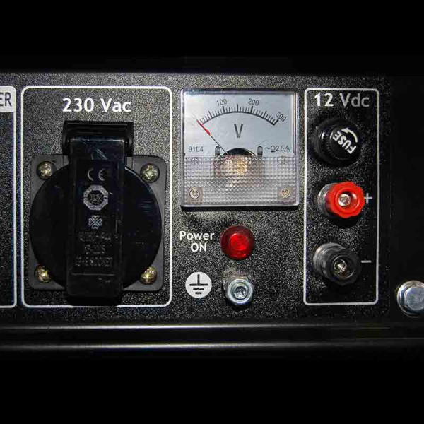Фото - Генератор бензиновый Tecnoware 3200VA (FGE3200M)