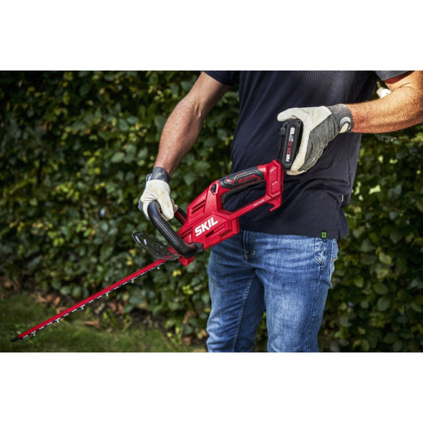 Фото - Кусторез Skil 0438 CA (GH1E0438CA+BC1E3110AA)