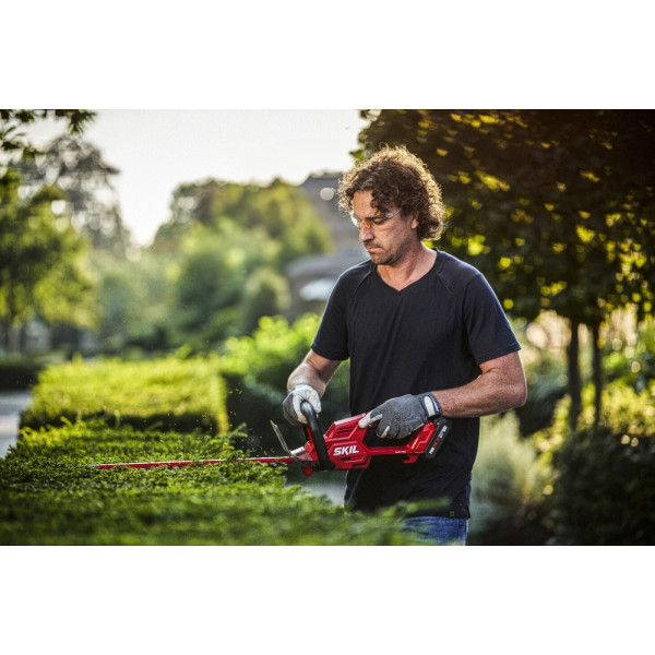 Фото - Кусторез Skil 0438 CA (GH1E0438CA+BC1E3110AA)