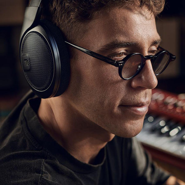 Фото - Наушники накладные проводные Sennheiser HD 400 Pro (700047)