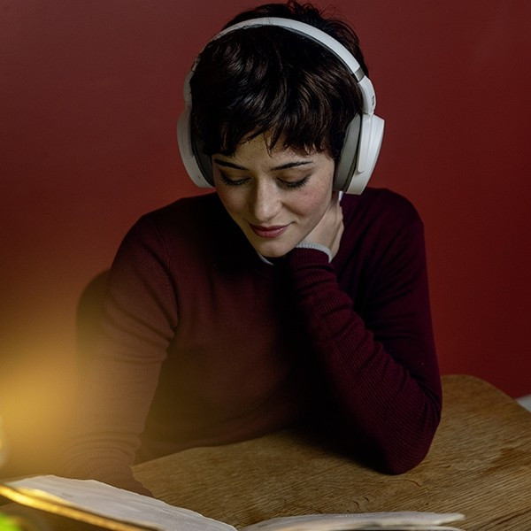 Фото - Наушники полноразмерные беспроводные Sennheiser HD 450 BT White (508387)