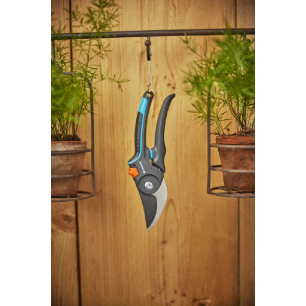 Фото - Ножницы садовые Gardena PremiumCut Flex S-M обводные 24 мм (12242-20.000.00)