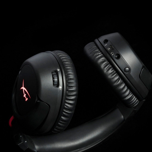 Фото - Гарнитура беспроводная игровая HyperX Cloud Flight (HX-HSCF-BK/EM)
