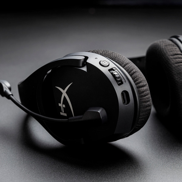 Фото - Гарнитура беспроводная игровая HyperX Cloud Stinger Core Wireless Gaming Headset+ 7.1 Black (4P4F0AA)