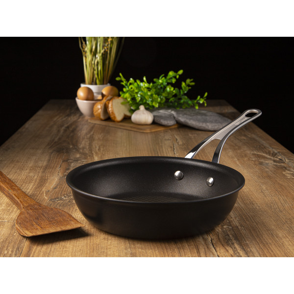 Фото - Сковорода универсальная Tefal E4960232 Jamie Oliver Premium 21 см