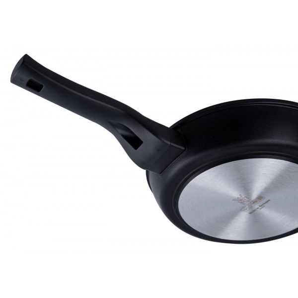 Фото - Сковорода универсальная WMF 576484291 PermaDur Premiu 28 см