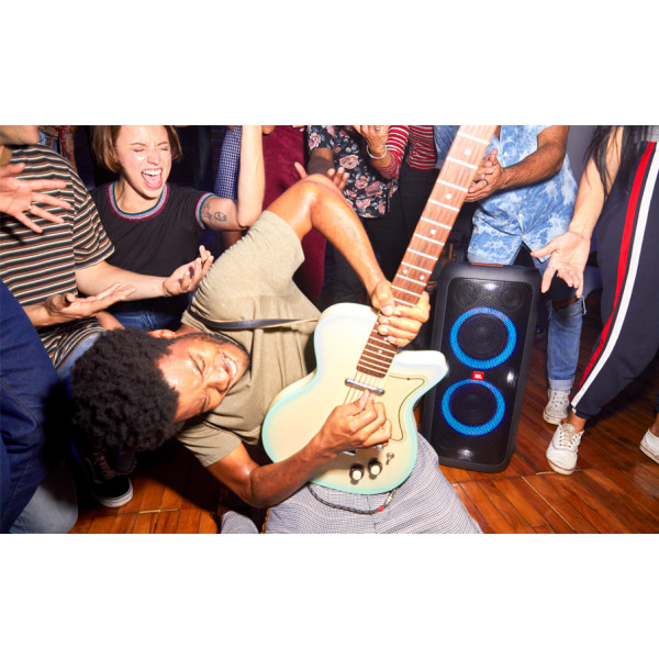 Фото - Акустическая система JBL PartyBox 200 (JBLPARTYBOX200EU)