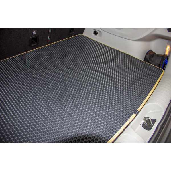 Фото - EVA коврик в багажник авто EVAtech для Cherokee (KL) Jeep 2014 5 поколение SUV USA (JP12822B1SBB)