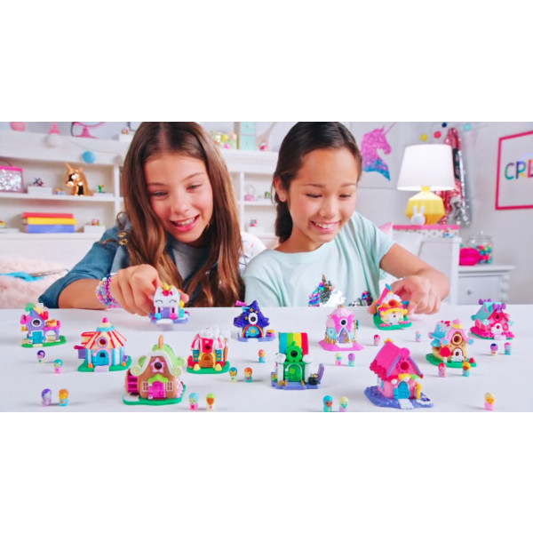 Фото - Коллекционная фигурка Jazwares Nanables Small House Городок сладостей. Магазин ''Печенье с молоком'' (NNB0012)