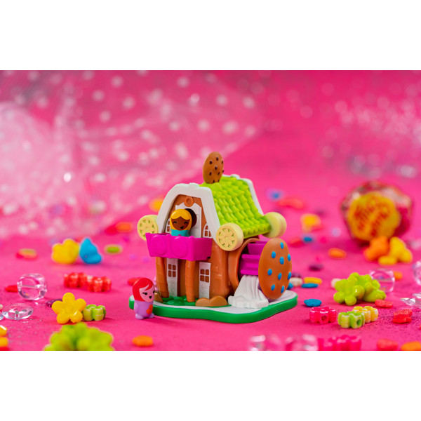Фото - Коллекционная фигурка Jazwares Nanables Small House Городок сладостей. Магазин ''Печенье с молоком'' (NNB0012)