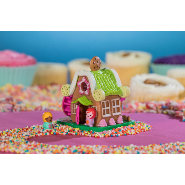 Фото - Коллекционная фигурка Jazwares Nanables Small House Городок сладостей. Магазин ''Печенье с молоком'' (NNB0012)