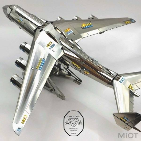 Фото - Металлический конструктор Metal Time Украинская Мечта АН-225 Лимитированное издание SWAROVSKI (MT001SWRSK/READY)