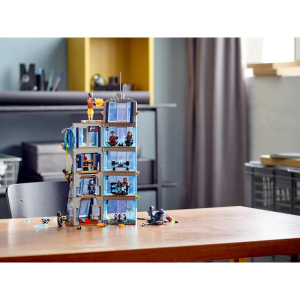 Фото - Конструктор LEGO Marvel Битва за башню Мстителей (76166)