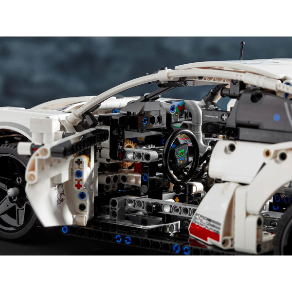 Фото - Конструктор LEGO Technic Preliminary GT Race Car (42096)