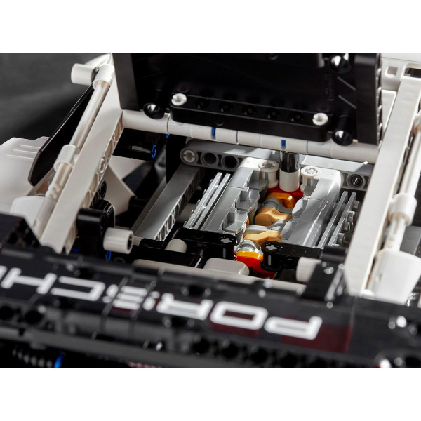 Фото - Конструктор LEGO Technic Preliminary GT Race Car (42096)