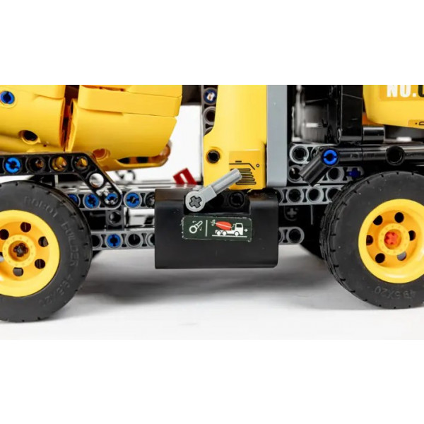 Фото - Пластиковый конструктор Onebot Mixer Truck Builderr (OBJBC58AIQI)